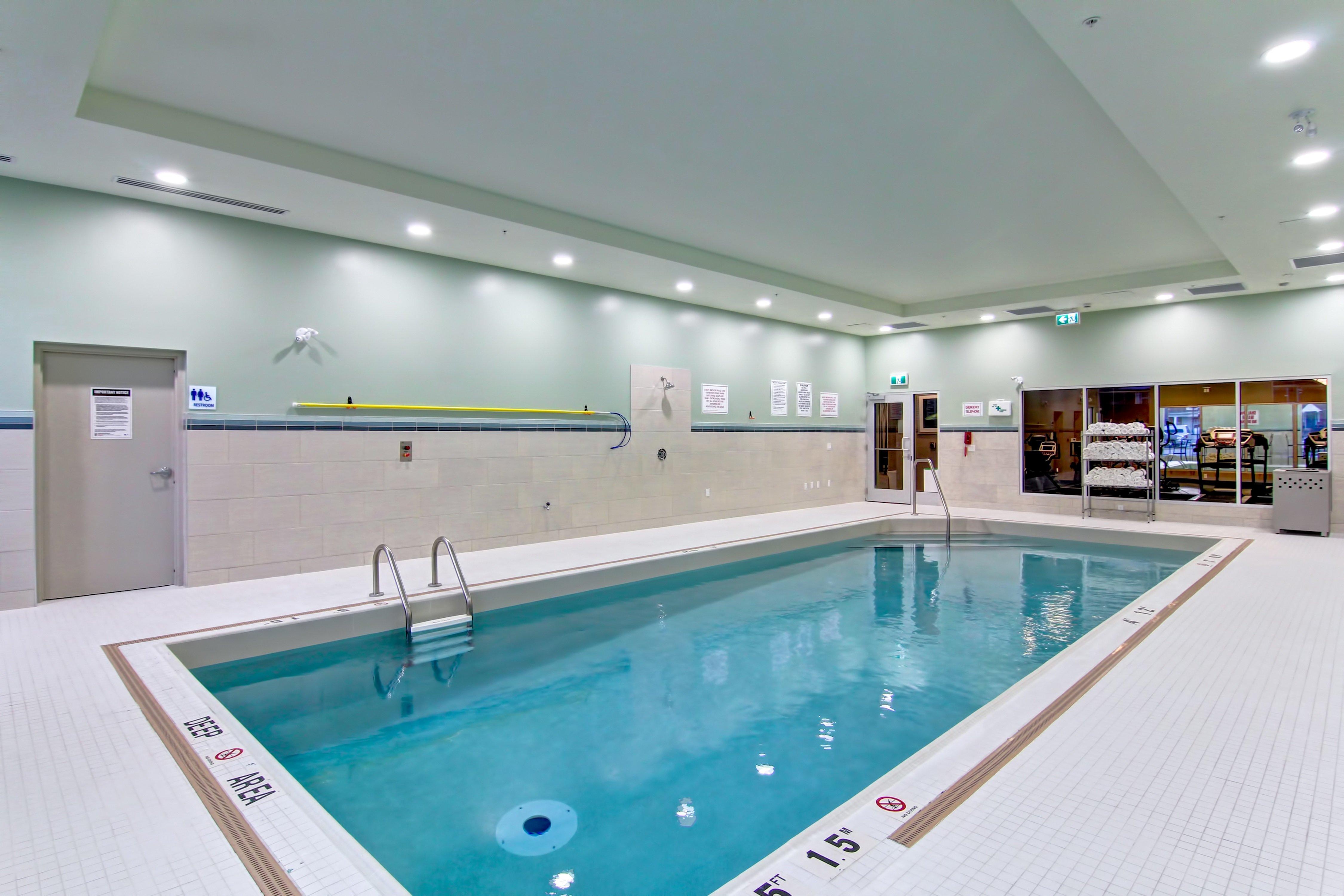 Holiday Inn Express & Suites Oshawa Downtown - Toronto Area By Ihg Exteriér fotografie