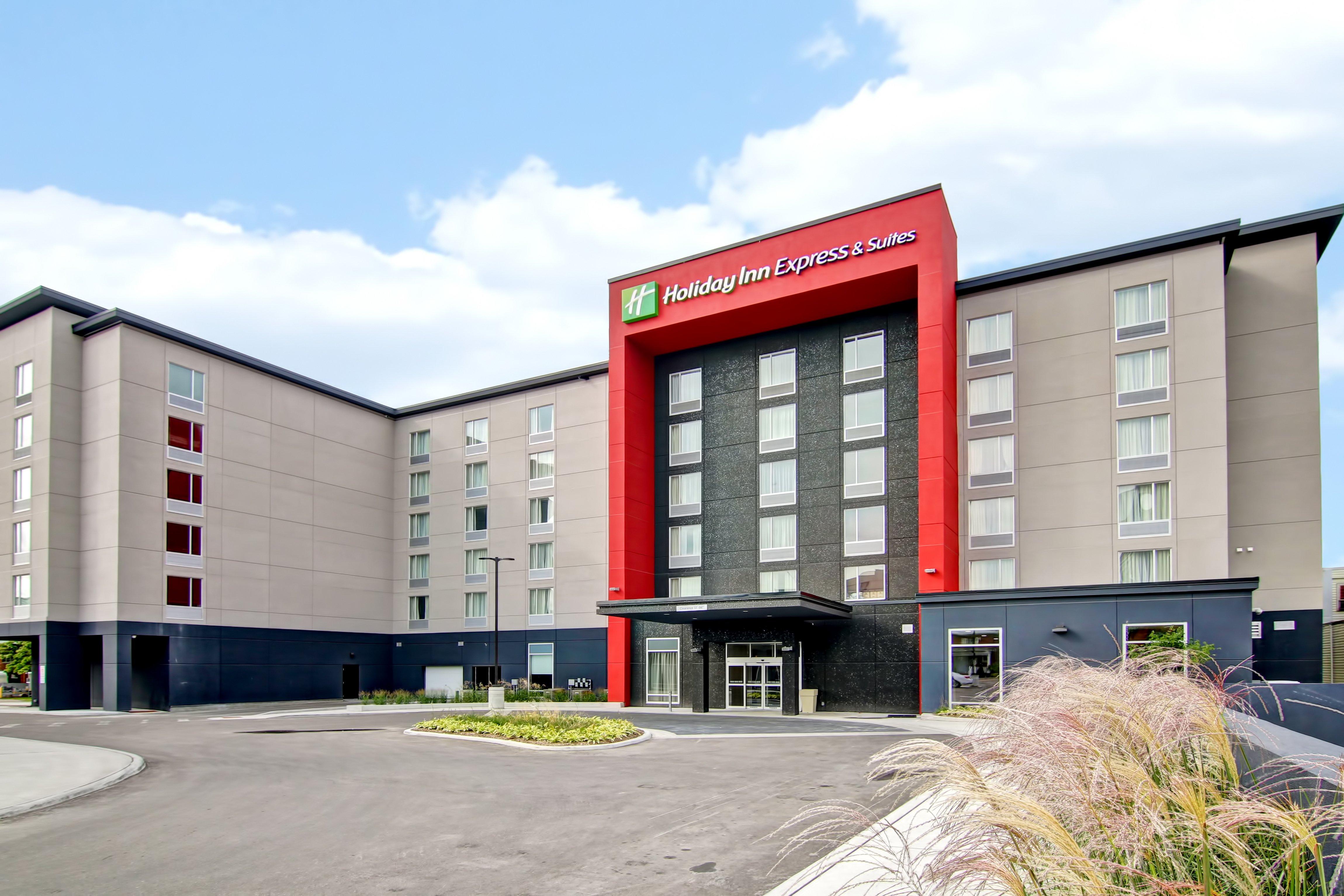 Holiday Inn Express & Suites Oshawa Downtown - Toronto Area By Ihg Exteriér fotografie