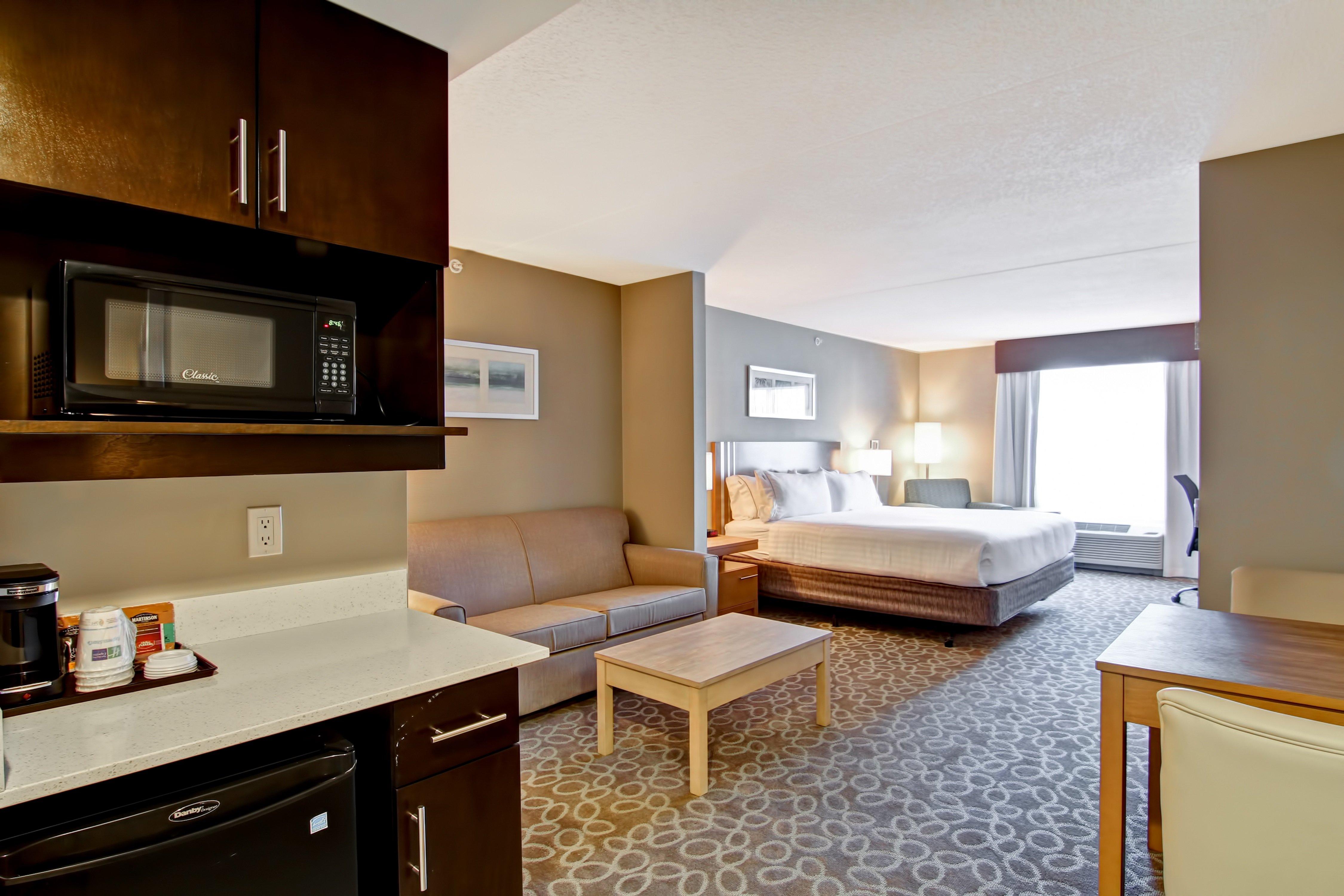 Holiday Inn Express & Suites Oshawa Downtown - Toronto Area By Ihg Exteriér fotografie