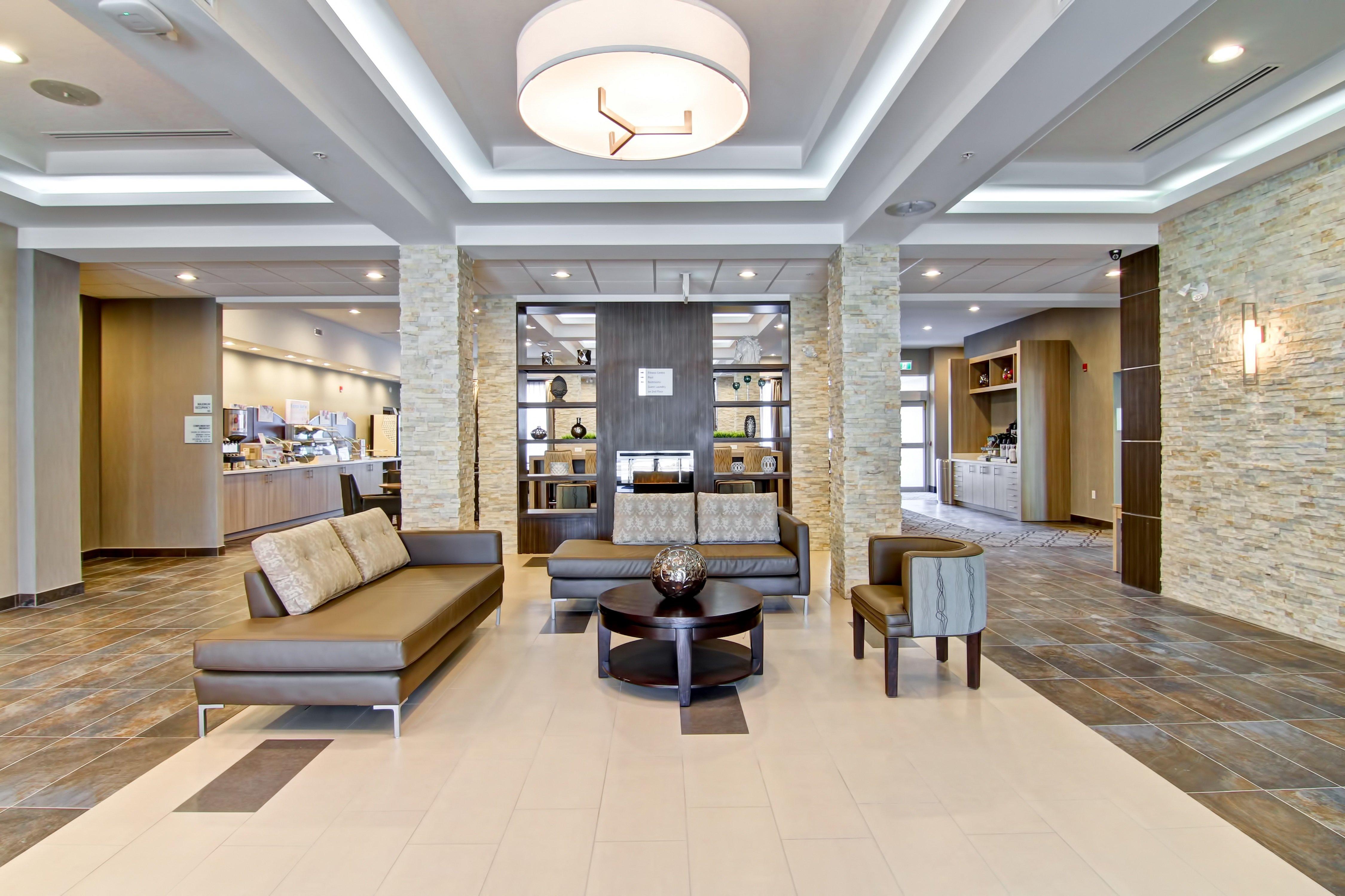 Holiday Inn Express & Suites Oshawa Downtown - Toronto Area By Ihg Exteriér fotografie